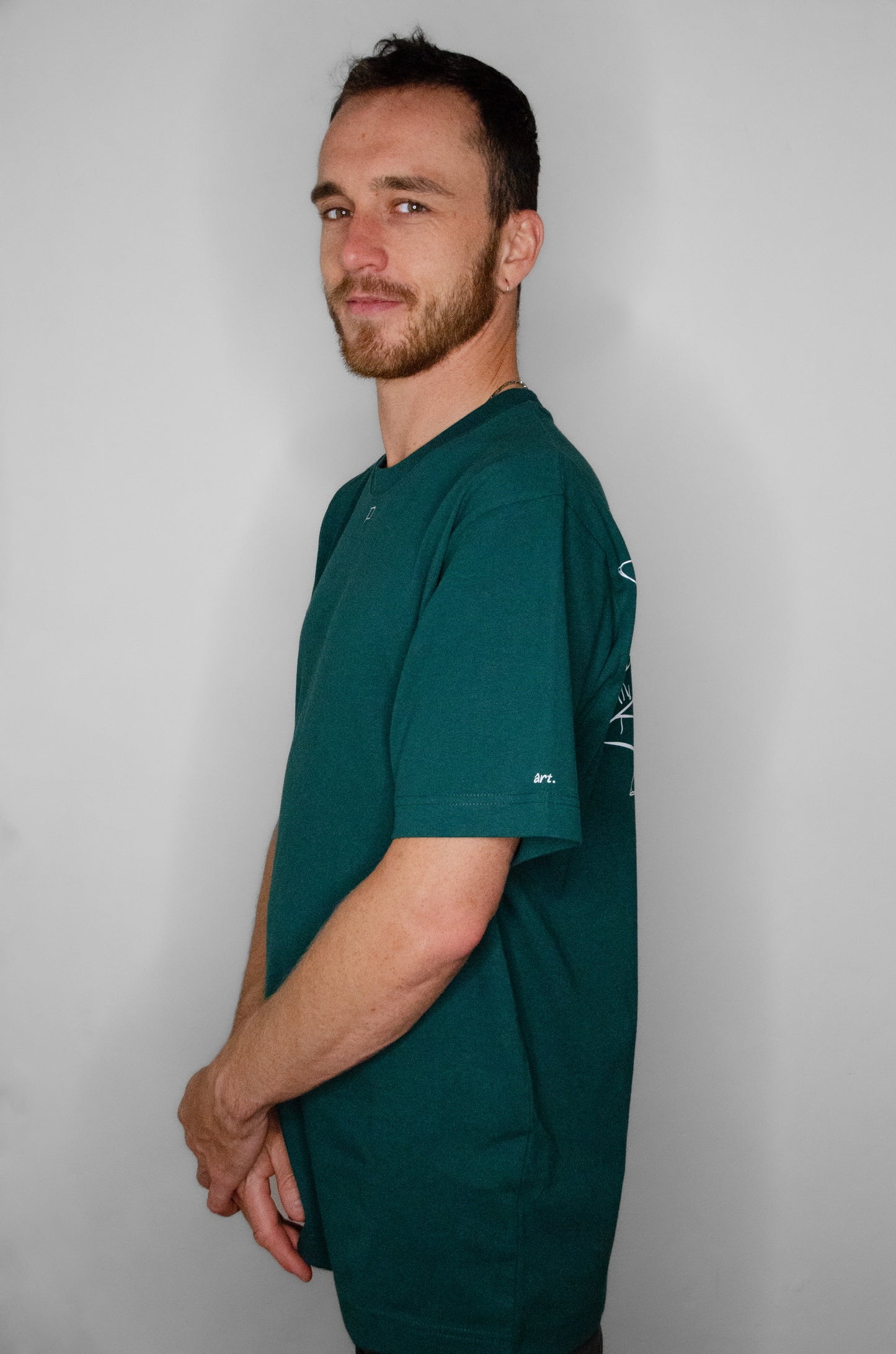 Hand Backprint Shirt by art. - dein neues Lieblingsshirt