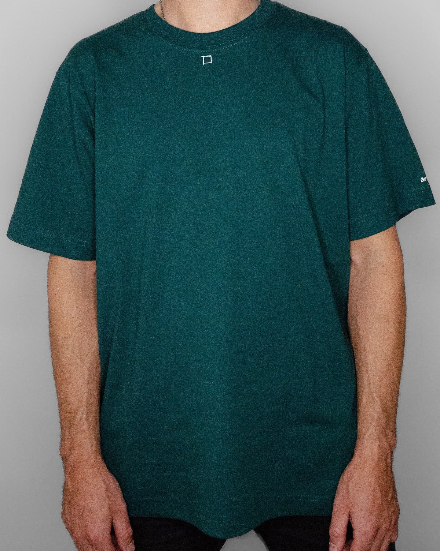 Hand Backprint Shirt by art. - dein neues Lieblingsshirt