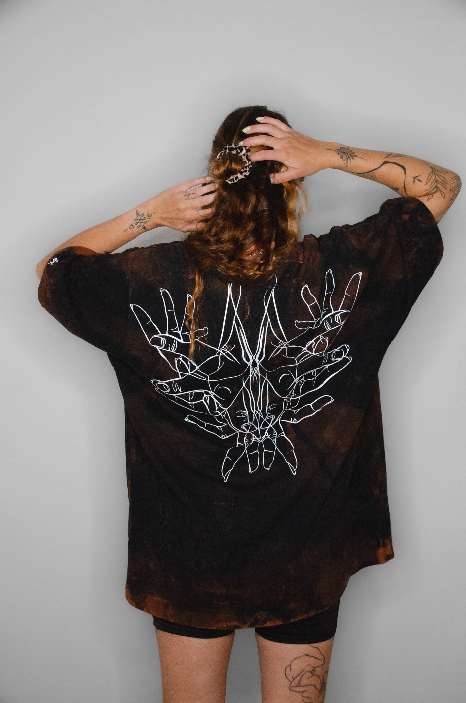 Hand Backprint Shirt - dein neues Lieblingsshirt