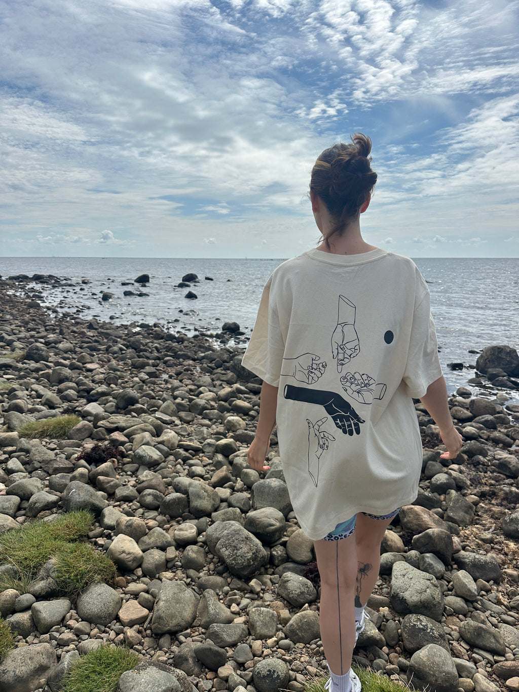 Handsigns -medium oversize fit - cream