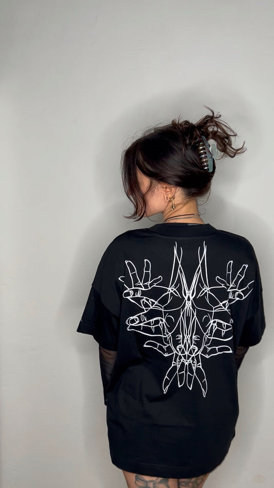 Hand Backprint Shirt by art. - dein neues Lieblingsshirt